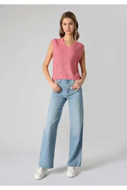 Ayollar uchun V bo'yinli pushti sviter (Cl1062235) - 3