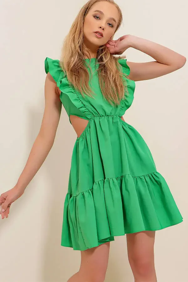 Ayollar uchun yashil qayiq yoqali, bel qismi bezatilgan, yon tomonlari volanli poplin ko'ylak ALC-X8503 - 3