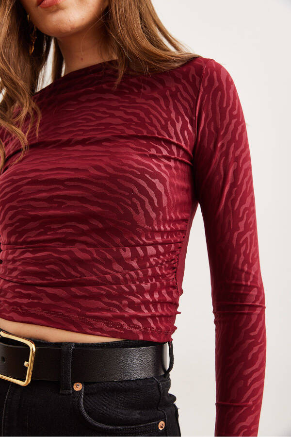 Ayollar uchun Zebra Claret Boat Neck Sandy bluzkasi BLZ-19002803 - 5