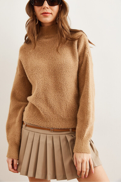 Ayollar Ushtur Rangi Tik Tur yoqasiga ega Yumshoq To'qimli Jun Ko'ylak KZK-19000859 - 7