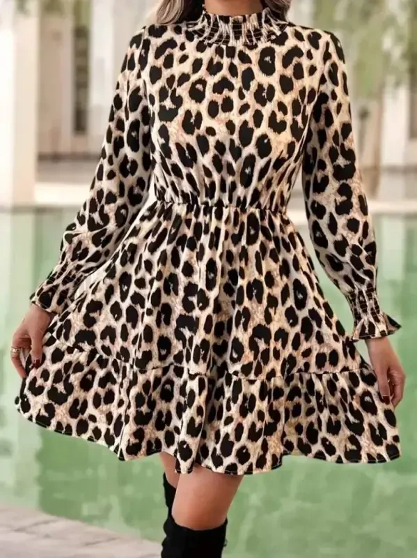 Ayollar uzun qisma baliqchi yoqali leopard naqshli modal mini ko'ylak - BÜYÜKBEDENIZ