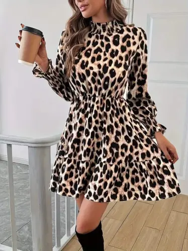 Ayollar uzun qisma baliqchi yoqali leopard naqshli modal mini ko'ylak - 5