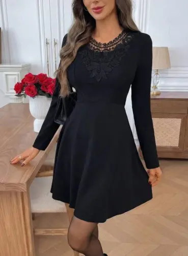 Ayollar uzun qollari dantelli yoqali mini import krep ko'ylak - 1