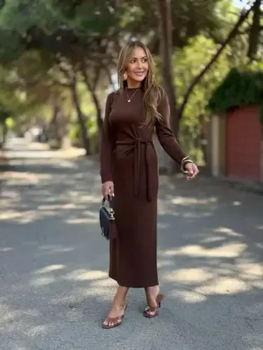 Ayollar uzun qollari velosiped yoqasi yon tomondan bog'langan uzun modal ko'ylak - 3