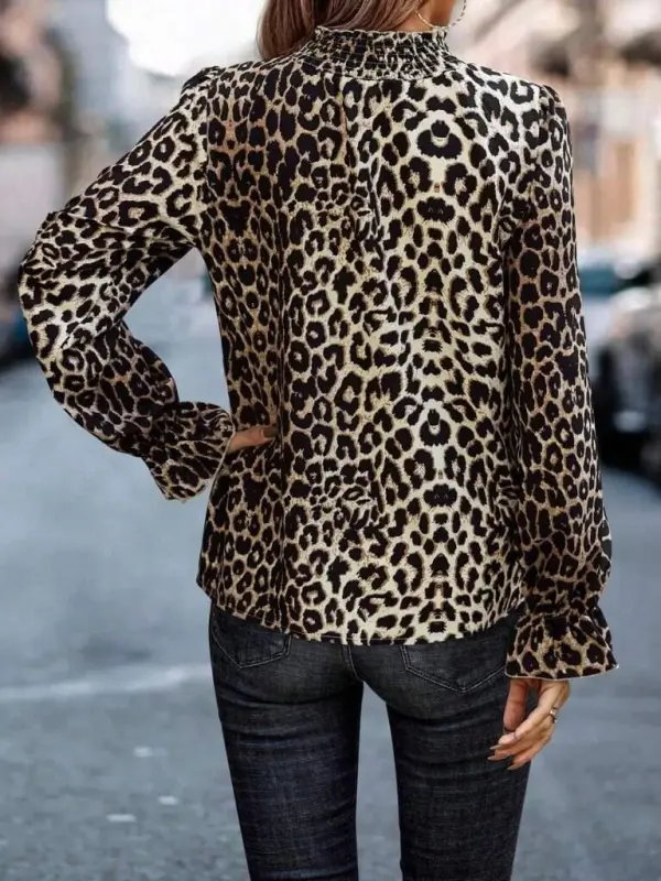 Ayollar uzun qolli gipirli detalli baliqchi yoqali leopard naqshli suprema bluzka - 3