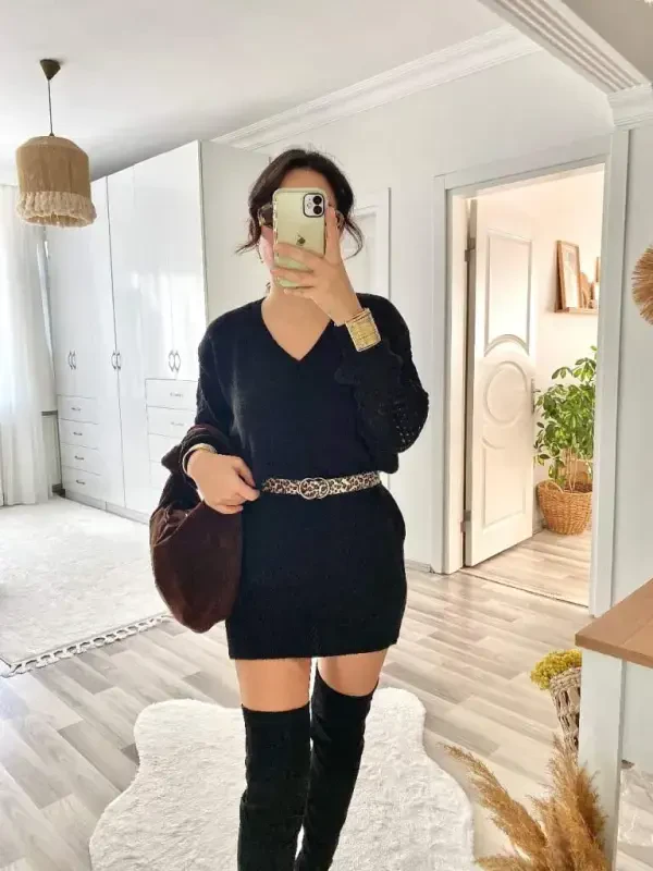 Ayollar uzun yengli V bo'yinli mini trikotaj ko'ylak - 12