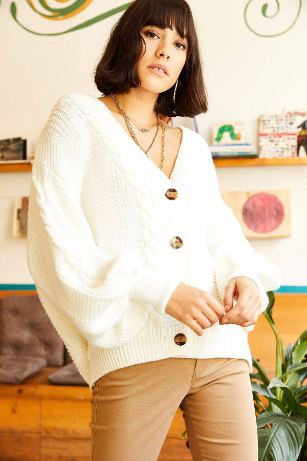 Ayollarning echru rangli qo'pol tukli to'quv kardigani - 6