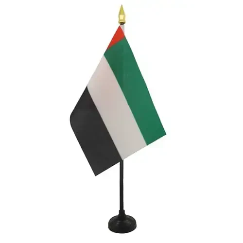 AZ FLAG - United Arab Emirates Table Flag 4'' x 6'' - Emirati Mini Desk Flag 100% Polyester 15 x 10 cm. - Office Banner with 10'' Pole - Golden Spear - AZ FLAG (1)