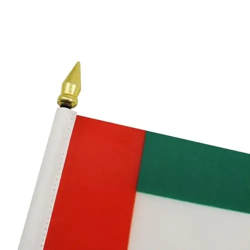 AZ FLAG - United Arab Emirates Table Flag 4'' x 6'' - Emirati Mini Desk Flag 100% Polyester 15 x 10 cm. - Office Banner with 10'' Pole - Golden Spear - 4