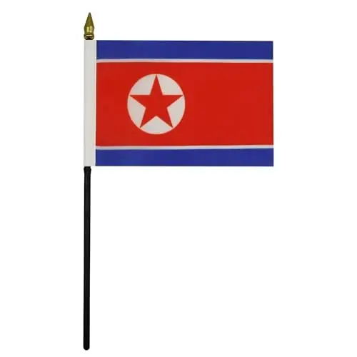 AZ FLAG - North Korea Table Flag 4'' x 6'' - North Korean Mini Desk Flag 100% Polyester 15 x 10 cm. - Office Banner with 10'' Pole - Golden Spear 