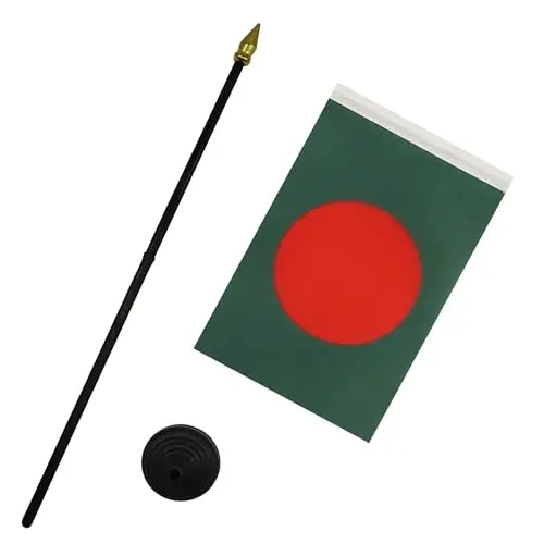 AZ FLAG - Bangladesh Table Flag 4'' x 6'' - Bangladeshi Mini Desk Flag 100% Polyester 15 x 10 cm. - Office Banner with 10'' Pole - Golden Spear - 3