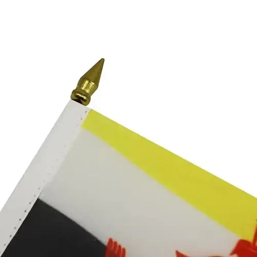 AZ FLAG - Brunei Table Flag 4'' x 6'' - Bruneian Mini Desk Flag 100% Polyester 15 x 10 cm. - Office Banner with 10'' Pole - Golden Spear - 4