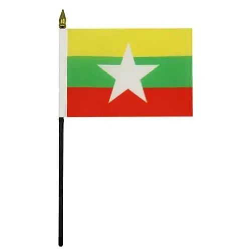 AZ FLAG - Burma Table Flag 4'' x 6'' - Burmese Mini Desk Flag 100% Polyester 15 x 10 cm. - Office Banner with 10'' Pole - Golden Spear - 3