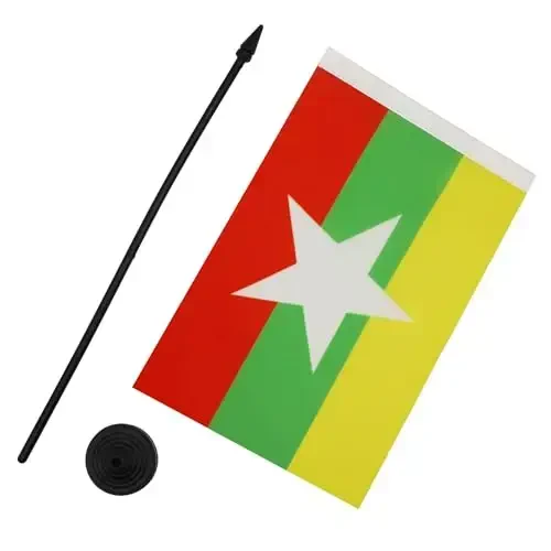 AZ FLAG Burma Table Flag 5'' x 8'' - Myanmar - Burmese Desk Flag 21 x 14 cm. - Black plastic stick and base - 3