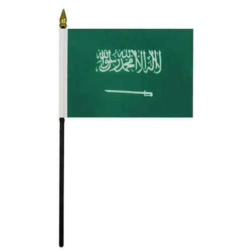 AZ FLAG - Saudi Arabia Table Flag 4'' x 6'' - Saudi Arabian Mini Desk Flag 100% Polyester 15 x 10 cm. - Office Banner with 10'' Pole - Golden Spear - 1