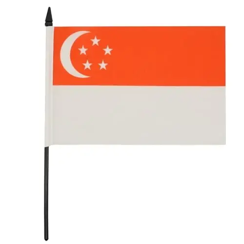 AZ FLAG Singapore Table Flag 5'' x 8'' - Singaporean Desk Flag 21 x 14 cm. - Black plastic stick and base - AZ FLAG