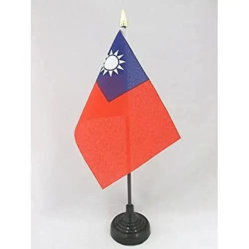 AZ FLAG - Taiwan Table Flag 4'' x 6'' - Taiwanese Mini Desk Flag 100% Polyester 15 x 10 cm. - Office Banner with 10'' Pole - Golden Spear 