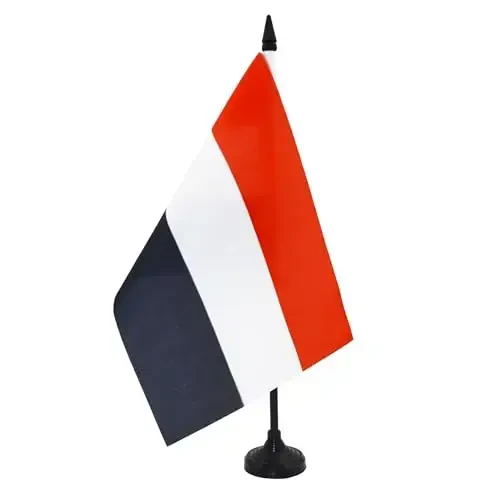 AZ FLAG Yemen Table Flag 5'' x 8'' - Yemeni Desk Flag 21 x 14 cm. - Black plastic stick and base - 2