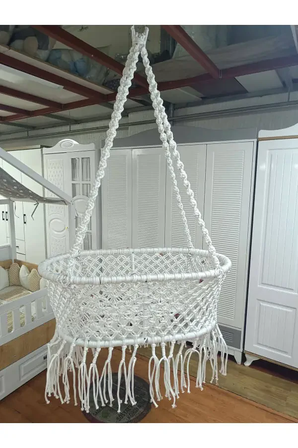 Baby crib - 1