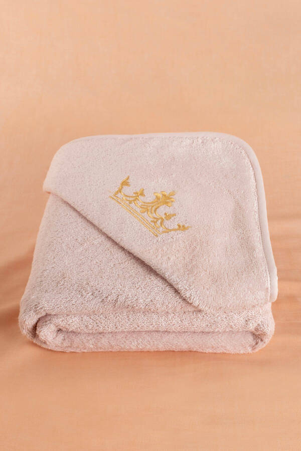 Baby Towel Swaddle and Washcloth Set in a Special Box with Embroidered Bamboo Crown - 4