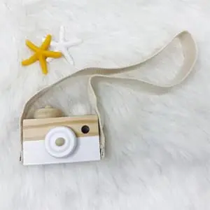 Baby Toy Wooden Mini Camera Toy, Baby Kids Cute Mini Sharpe Toy, Neck Hanging Photographed Props for Baby Toddlers Children Kids' Room Hanging Decor Gift (White) - 4