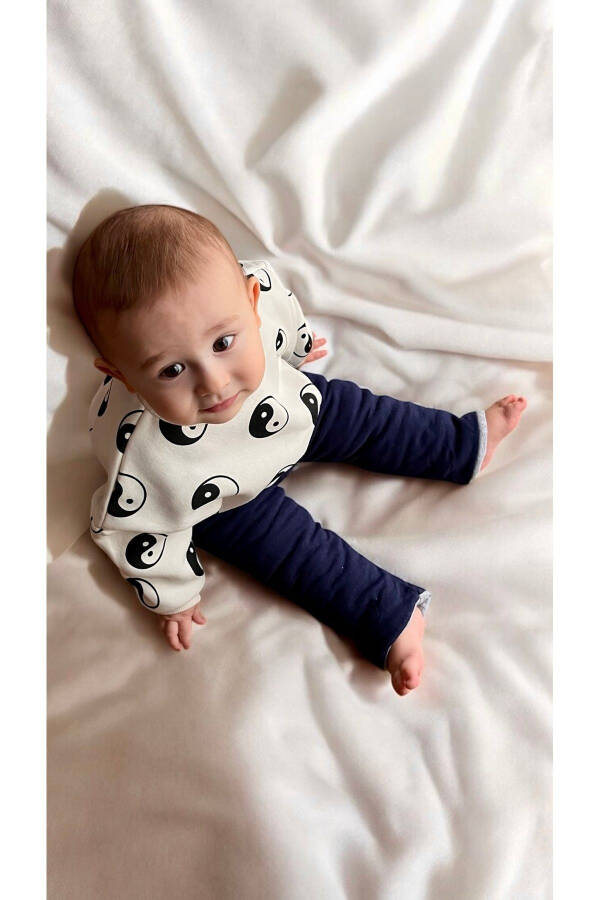 Baby Ying Yang Printed Long Sleeve Sweatshirt - 2