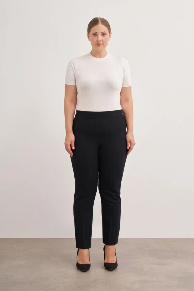 Back Pocket Cargo Pants - AKER