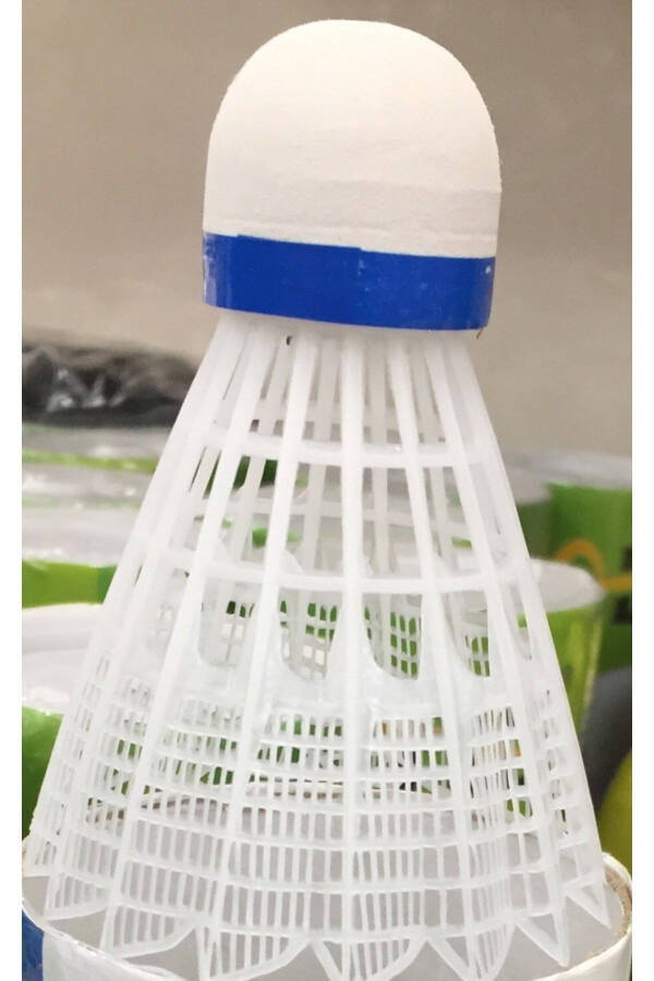 Badminton Shuttlecock 300 Pack of 6 - 5