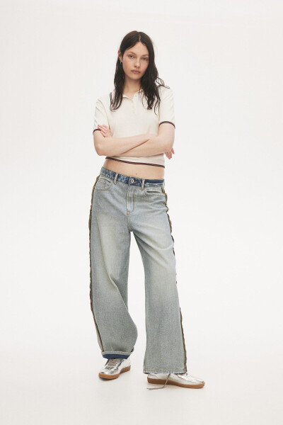 Baggy wide leg low rise jeans. - 1