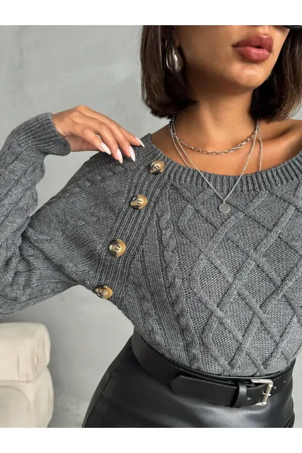 Baklava Pattern Buttoned Boat Neck Sweater - 4