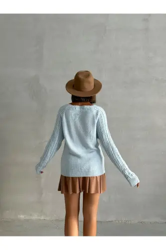 Baklava Patterned Buttoned Boat Neck Sweater-Baby Blue - 8