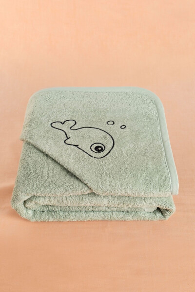 Bamboo Fish Embroidered Baby Towel Swaddle And Bag Set - 5