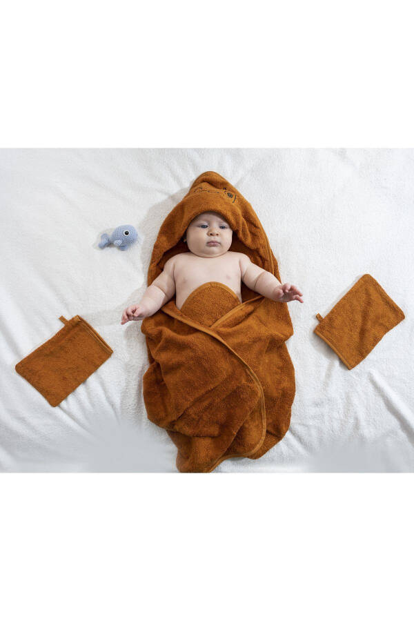 Bamboo Fish Embroidered Baby Towel Swaddle And Washcloth Set - 4