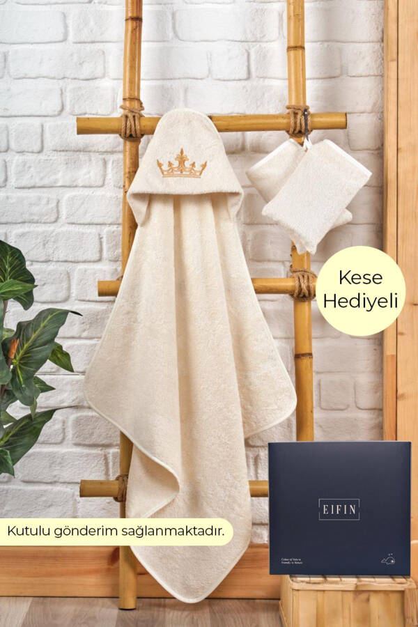 Bambu Taç Nakışlı Özel Kutusunda Bebek Havlu Kundak Ve Kese Seti - EKRU - 1