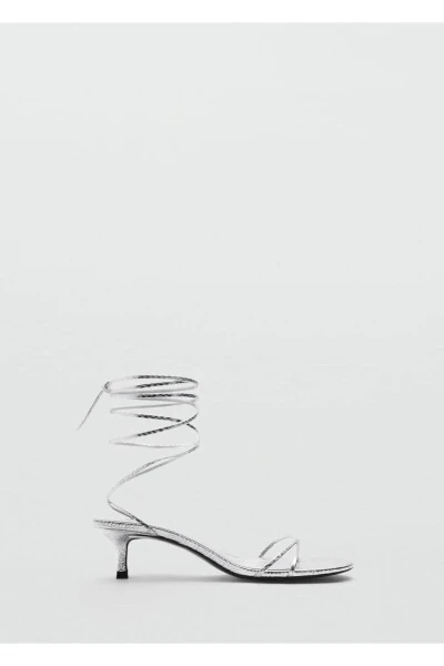 Bantlı topuklu sandalet - MANGO (1)