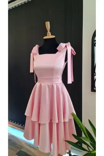 Barbie Pembe Saten Kumaştan Mini Boy Kare Yaka Doğum Günü Mezuniyet Elbisesi-PEMBE - Modazone (1)