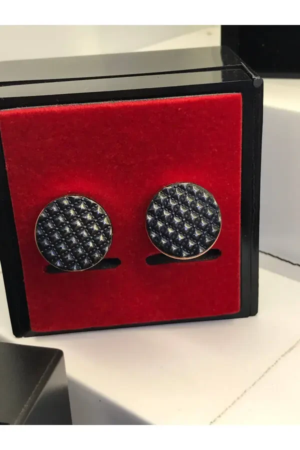 Barcha Ko'ylaklarimizda Has Kol Dugmalari - 2