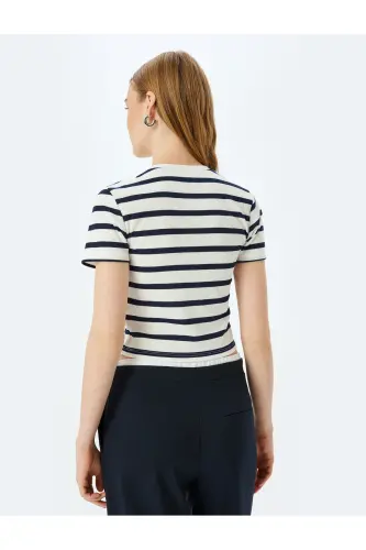 Basic Çizgili Bisiklet Yaka Lacivert Kadın T-Shirt 5SAL10047IK-Lacivert Çizgili - 4