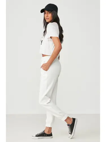 Basic Jogger Sweatpants 802 Ecru-Ecru - LC WAIKIKI (1)