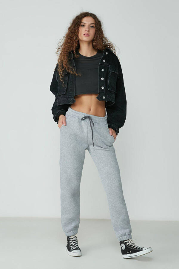 Basic Jogger Sweatpants 902 Gray - 5