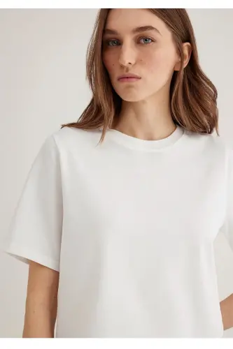 basic loose fit %100 cotton women's t-shirt - 1