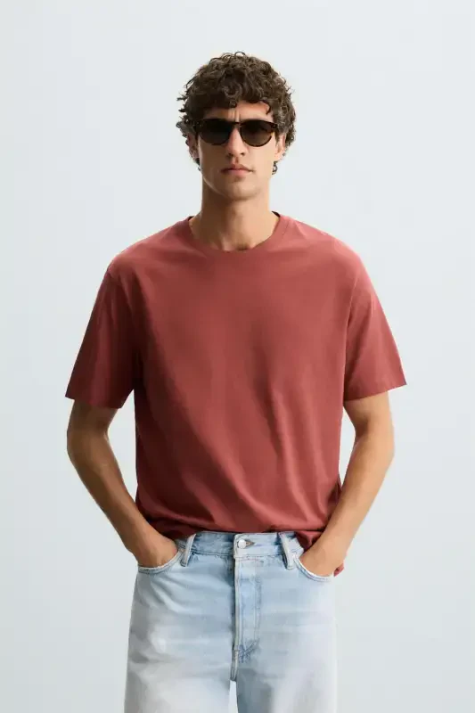 BASIC MEDIUM WEIGHT T-SHIRT-Intense red - 2