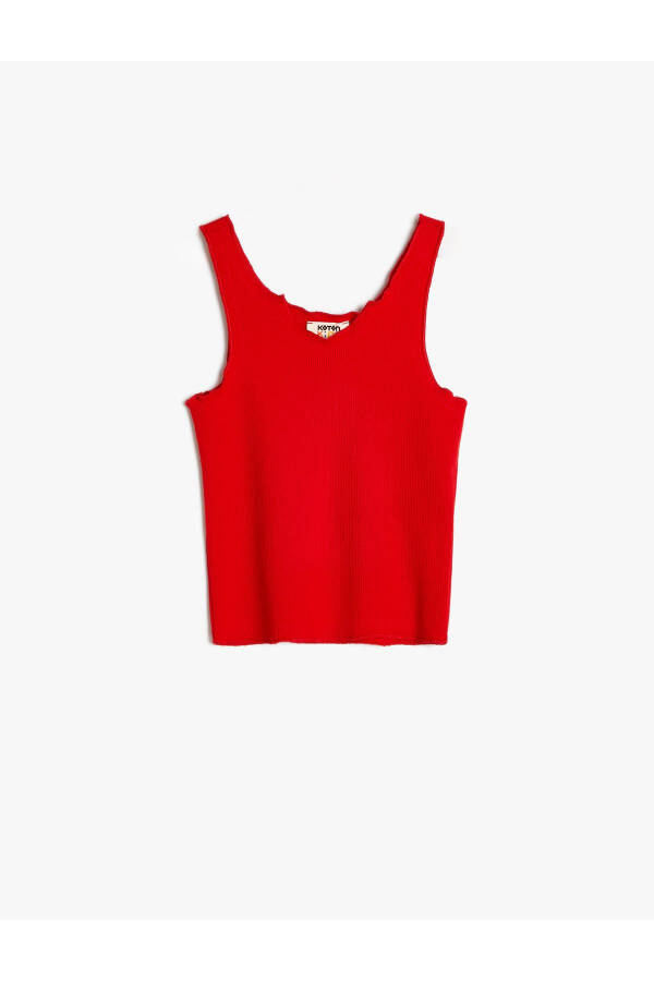 Basic sleeveless cotton tank top with ribbed details. - 1