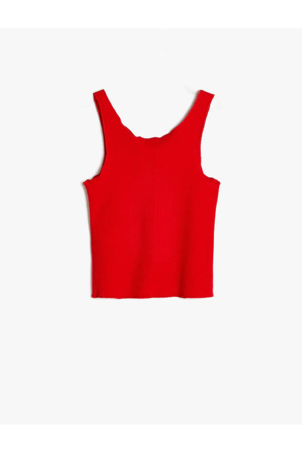 Basic sleeveless cotton tank top with ribbed details. - 2