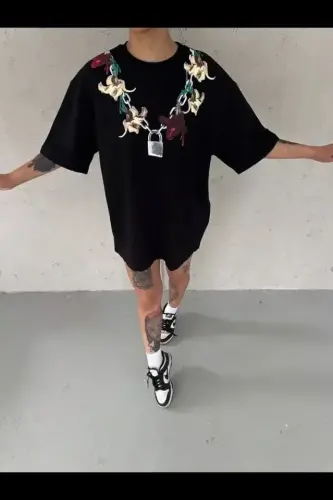 Baskılı T-Shirt Kısa Kol Bisiklet Yaka Regular Rahat Kalıp Günlük Tişört - Siyah - BÜYÜKBEDENIZ (1)