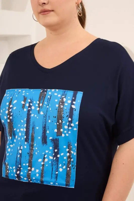 Baskılı Taş Detaylı Büyük Beden Tişört Lacivert - 3