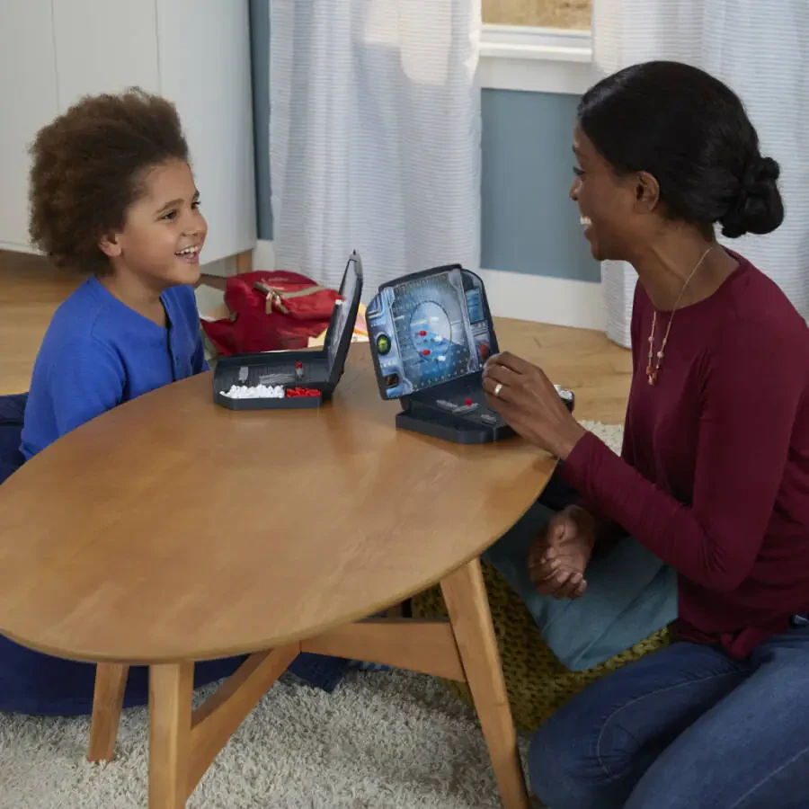 Battleship Classic Board Game Strategy Game Ages 7 and Up, For 2 Players - 7