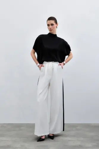 Batwing Sleeve Loose Blouse - Plain Black-Plain Black - SATEEN (1)