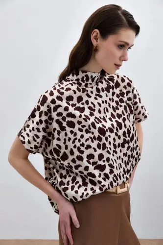 Batwing Sleeve Slouchy Blouse - Beige-Brown-Beige - 5