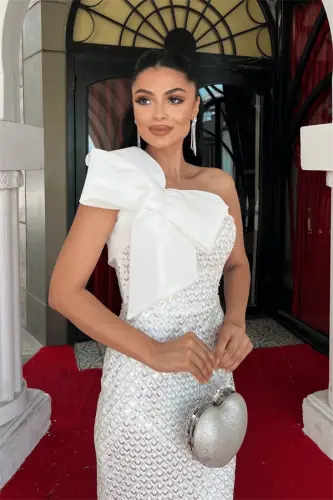 Beaded Fabric Bow Detailed Pencil Dress - WHITE - 4